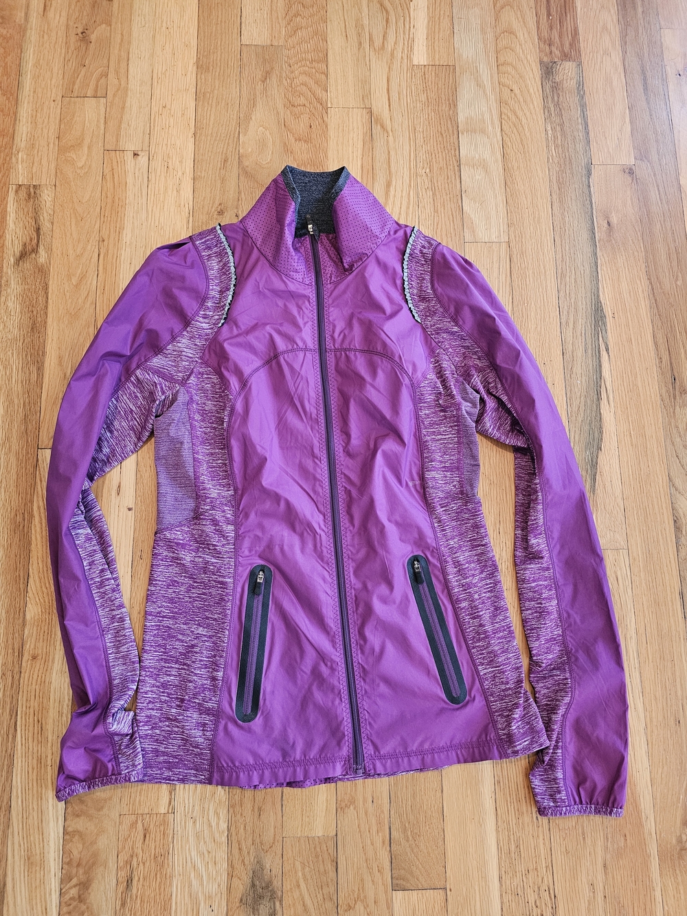 Lululemon Run: Featherweight Hybrid Jacket